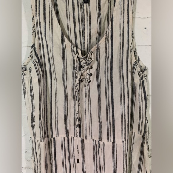 Linen Blend Striped Summer Mini Dress - Picture 3 of 6